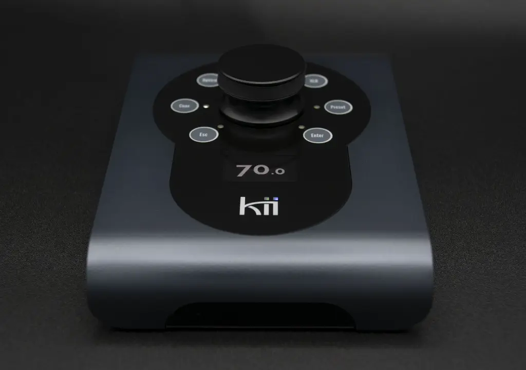 Kii_Control_Anodized_Grey.webp